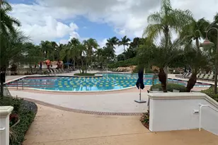 10730 NW 66th St, Doral, FL 33178 - Photo 33