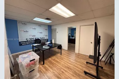 8000 NW 31st St #19, Doral, FL 33122 - Photo 13