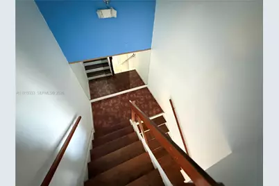 8000 NW 31st St #19, Doral, FL 33122 - Photo 9