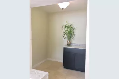 2402 NW 42nd St, Miami, FL 33142 - Photo 27