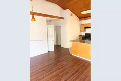 2402 NW 42nd St, Miami, FL 33142 - Photo 5
