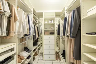 1225 W 35th St, Hialeah, FL 33012 - Photo 9