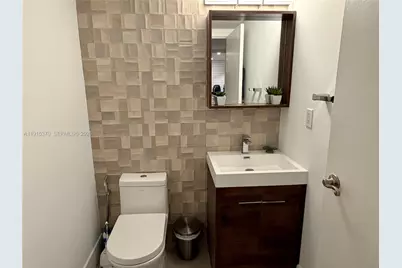 555 NE 15th St #609, Miami, FL 33132 - Photo 19
