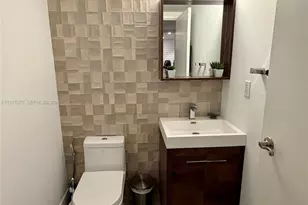 555 NE 15th St, Miami, FL 33132 - Photo 19