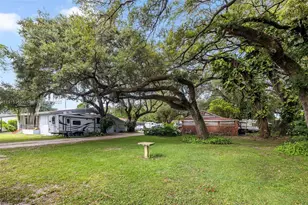 535 NW 90th St, El Portal, FL 33150 - Photo 25