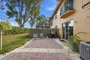 16061 NW 24th St, Pembroke Pines, FL 33028 - Photo 11