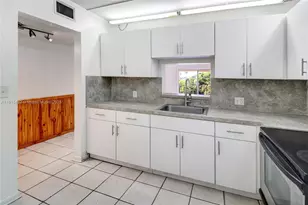 11905 NE 2nd Ave, North Miami, FL 33161 - Photo 3