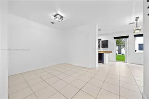 21416 NW 13th Pl, Miami Gardens, FL 33169 - Photo 7