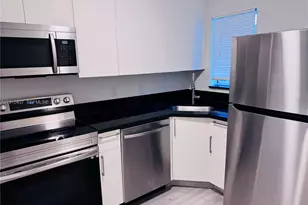 2660 W 76th St, Hialeah, FL 33016 - Photo 5