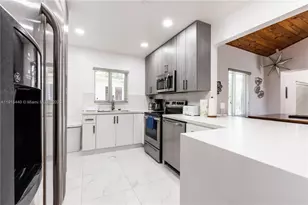 753 NE 81st St, Miami, FL 33138 - Photo 27