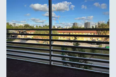 20200 NE 27th Ct #33, Aventura, FL 33180 - Photo 5