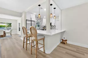 801 NE 19th Terrace, Fort Lauderdale, FL 33304 - Photo 5