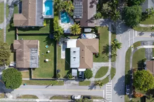 10431 SW 93rd St, Miami, FL 33176 - Photo 5