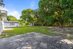 760 NW 126th St, North Miami, FL 33168 - Photo 25