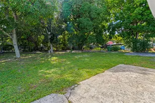 760 NW 126th St, North Miami, FL 33168 - Photo 27