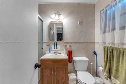 11260 SW 60th Ter, Miami, FL 33173 - Photo 9