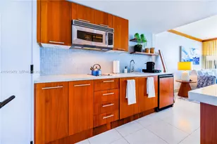6801 Collins Ave, Miami Beach, FL 33141 - Photo 9