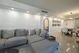 825 Brickell Bay Dr, Miami, FL 33131 - Photo 11