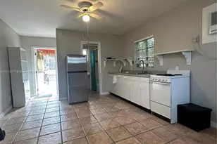 525 29th St, West Palm Beach, FL 33407 - Photo 3