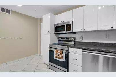 1801 S Ocean Drive #207, Hollywood, FL 33019 - Photo 15