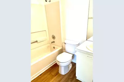 7886 Dixie Beach Cir #7886, Tamarac, FL 33321 - Photo 5