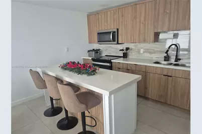 14515 SW 261st St #14515, Homestead, FL 33032 - Photo 11