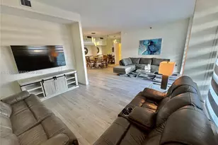 20515 E Country Club Dr, Aventura, FL 33180 - Photo 1