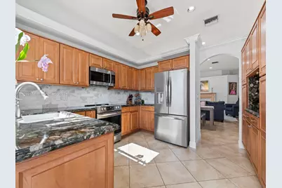 14683 SW 132nd Ave, Miami, FL 33186 - Photo 11