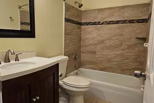 8901 NW 38th Dr, Coral Springs, FL 33065 - Photo 7