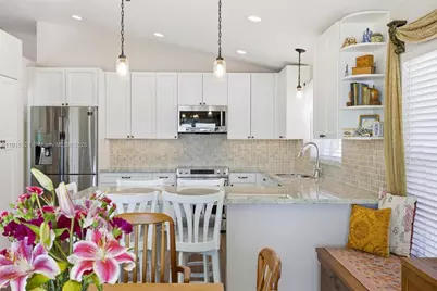 19372 NW 24th Pl, Pembroke Pines, FL 33029 - Photo 19