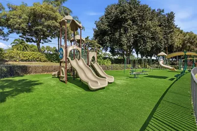 19372 NW 24th Pl, Pembroke Pines, FL 33029 - Photo 47