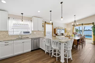 19372 NW 24th Pl, Pembroke Pines, FL 33029 - Photo 21