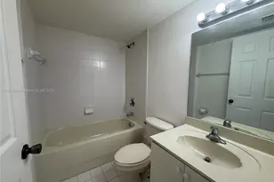 22901 SW 88th Pl, Cutler Bay, FL 33190 - Photo 7