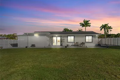 12030 SW 190th Ter, Miami, FL 33177 - Photo 15