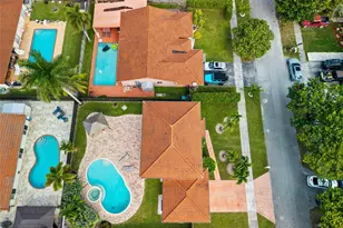 20254 SW 131st Ct, Miami, FL 33177 - Photo 7