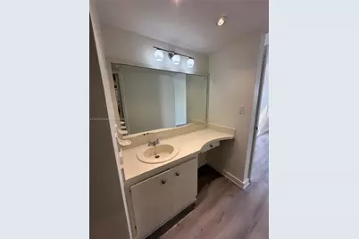 7505 SW 82nd St #211, Miami, FL 33143 - Photo 13