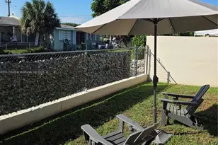 10110 SW 20th St, Miami, FL 33165 - Photo 17