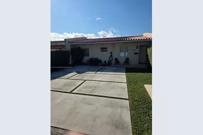 10110 SW 20th St, Miami, FL 33165 - Photo 1