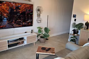 10110 SW 20th St, Miami, FL 33165 - Photo 5