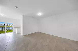 2751 SE 25th Ave, Homestead, FL 33035 - Photo 5