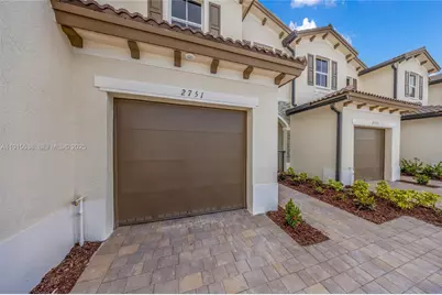 2751 SE 25th Ave, Homestead, FL 33035 - Photo 3