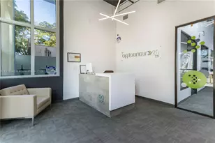 321 NE 26th St, Miami, FL 33137 - Photo 1