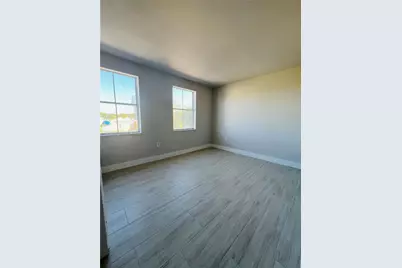 380 NW 85th Pl #1406, Miami, FL 33126 - Photo 13