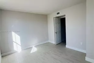 380 NW 85th Pl, Miami, FL 33126 - Photo 9