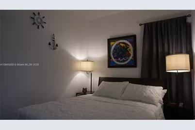 810 7th St #107, Miami Beach, FL 33139 - Photo 11