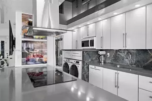 19667 Turnberry Way, Aventura, FL 33180 - Photo 17