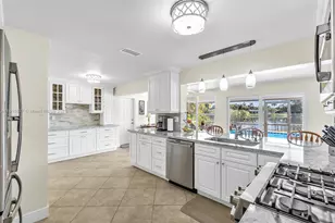 2320 NW 73rd Ave, Sunrise, FL 33313 - Photo 15