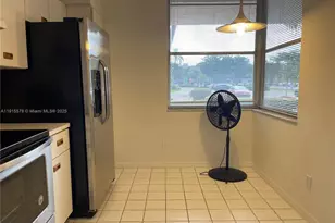 10369 NW 24th Pl, Sunrise, FL 33322 - Photo 9