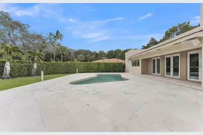 7261 W Troon Cir, Miami Lakes, FL 33014 - Photo 51