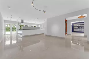 7261 W Troon Cir, Miami Lakes, FL 33014 - Photo 11